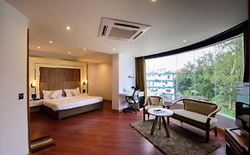 Emerald Hotel